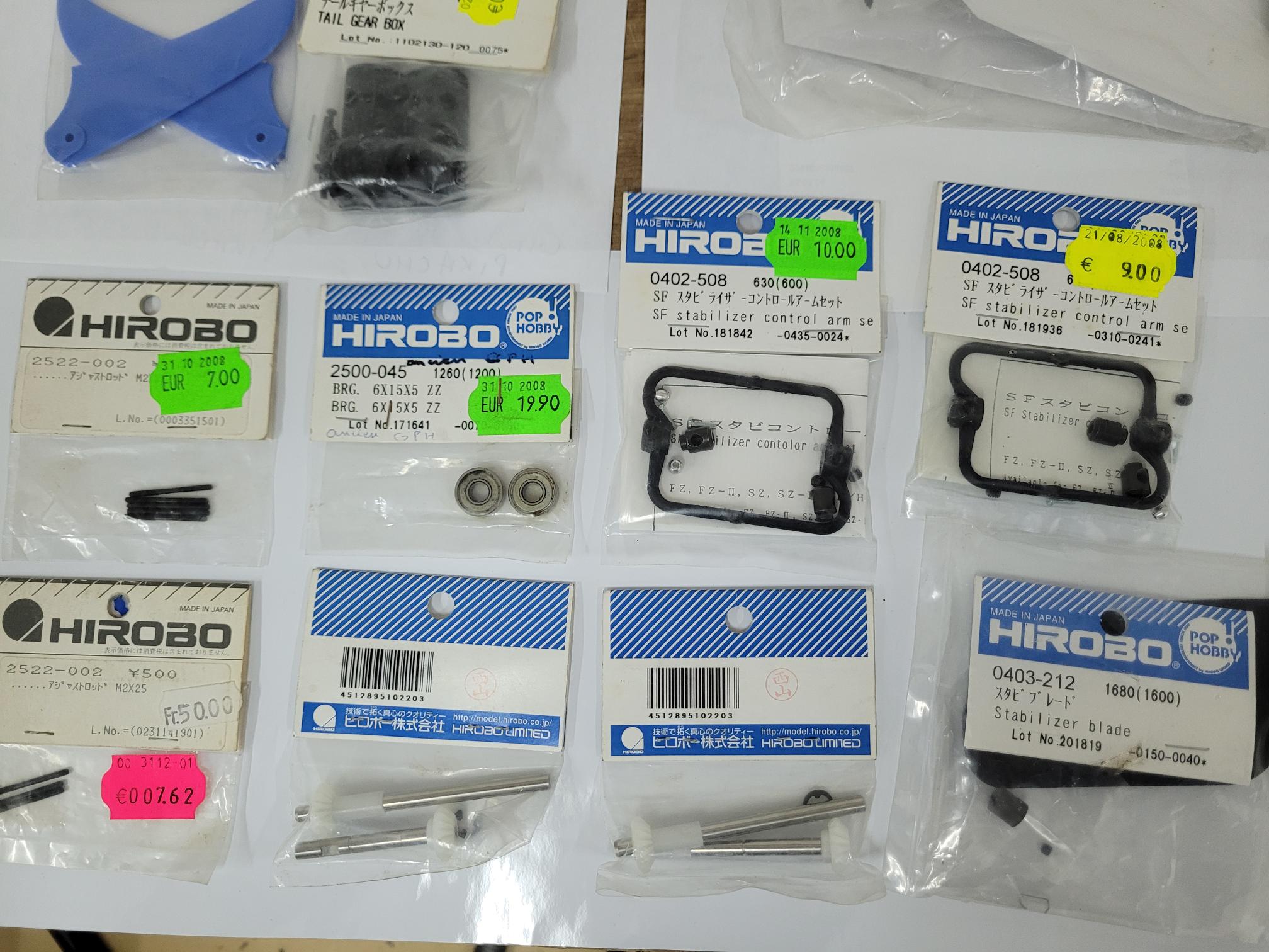 LOT DE PIECES HIROBO (shuttel)